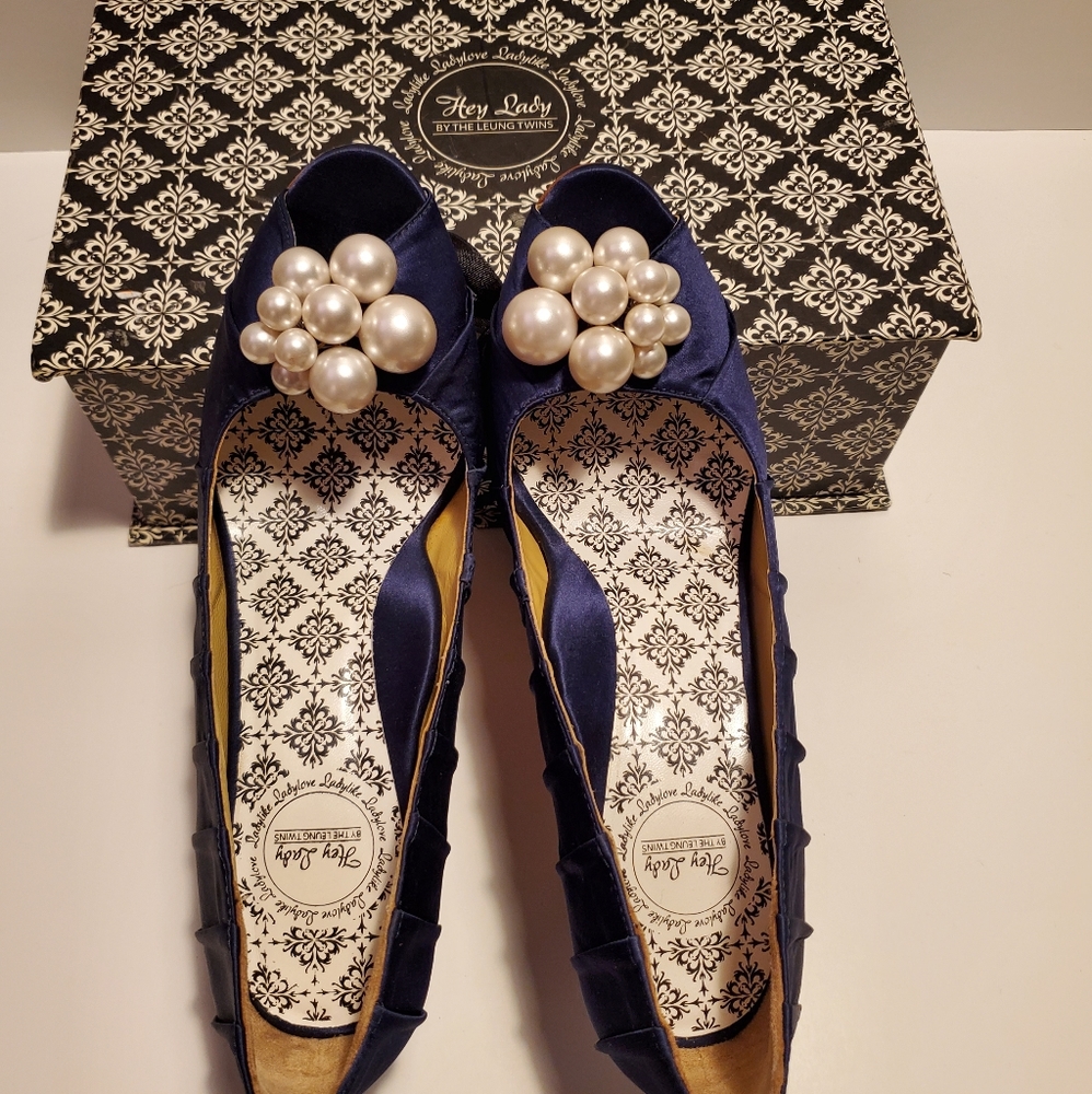 Hey Lady “Champagne Goggles” Navy Shoes 9.5 NIB